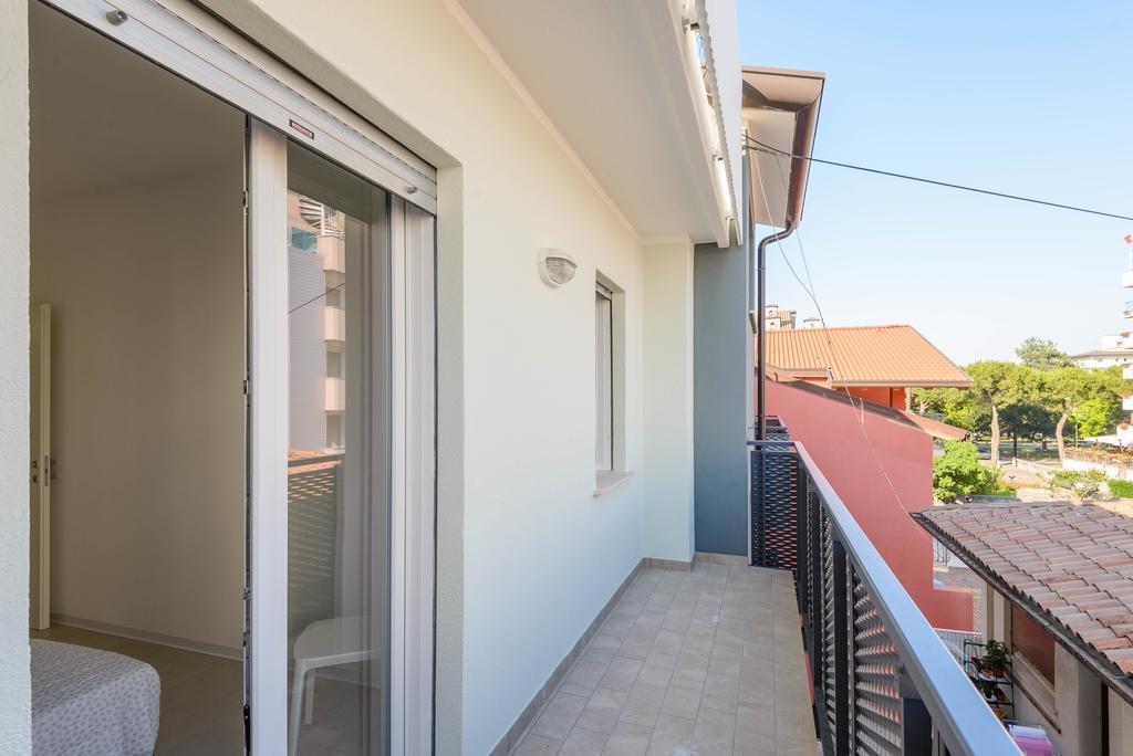 Appartement Venus à Lignano Sabbiadoro Extérieur photo